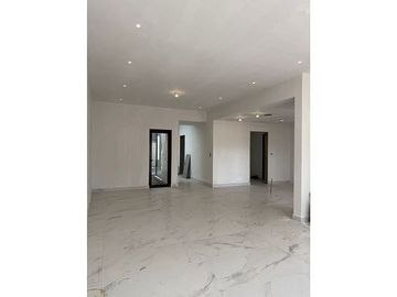 CASA EN VENTA CARRETERA NACIONAL YERBANIZ