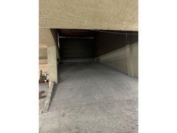 EDIFICIO EN VENTA MITRAS CENTRO