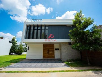 CASA EN VENTA EN Privanza Hábitat – Coto Ponto | Solares, Zapopan