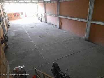 Bodega en Yumbo (Valle Del Cauca) RAH CO: 25-1001