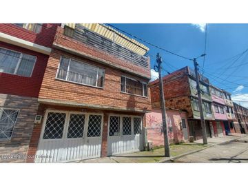 Casa en Bogotá (Bogota D.C.) RAH CO: 26-448