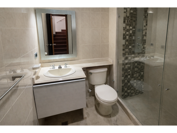 Venta Casa en Condominio El Ingenio, Sur de Cali 3992.