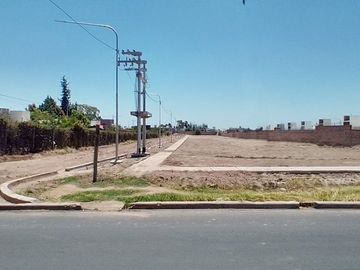 VENTA LOTE BARRIO LOS SARMIENTOS LUZURIAGA MAIPU