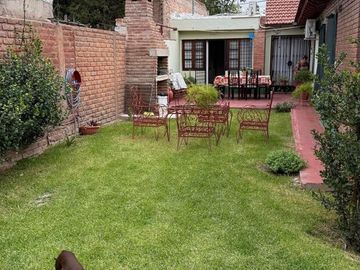 VENTA CASA 3DORM 2 BAÑOS COCHERA. 4TA OESTE CIUDAD