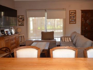 ALQUILER CASA 5 AMBIENTES EN LONGCHAMPS PILETA