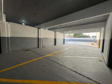 VENTA EDIFICIO COMERCIAL ESTRENAR COCHERAS MERLO