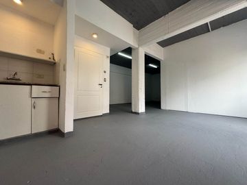 VENTA EDIFICIO COMERCIAL ESTRENAR COCHERAS MERLO