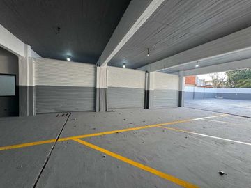 VENTA EDIFICIO COMERCIAL ESTRENAR COCHERAS MERLO