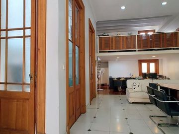 VENTA PH 3 AMB ingreso independ Comercio Vivienda