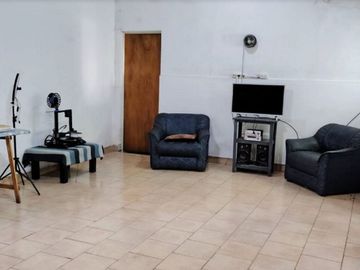 San Martin CASA con Jardin y cochera