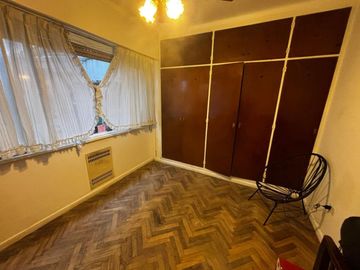 DEPARTAMENTO 2 AMBIENTES VENTA FLORES
