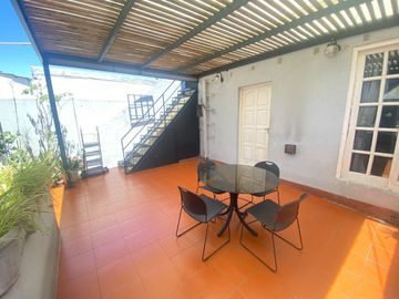 VENTA PH 3 AMB C/TERRAZA Y PARRILLA ACEPTA PERMUTA