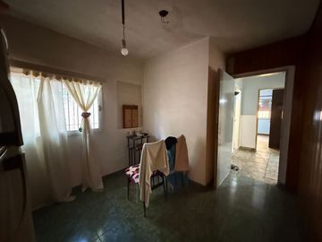 Venta Casa 4 amb en  Hurlingham c/ local y garage