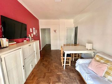 DPTO 3 AMB EN VENTA EN CENTRO AL FRENTE CON BALCON