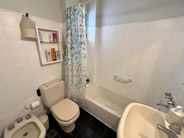 DPTO 3 AMB EN VENTA EN CENTRO AL FRENTE CON BALCON