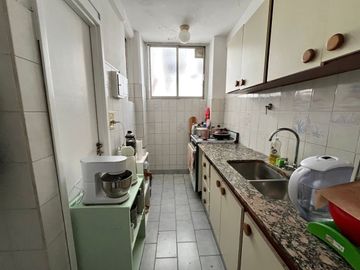 DPTO 3 AMB EN VENTA EN CENTRO AL FRENTE CON BALCON