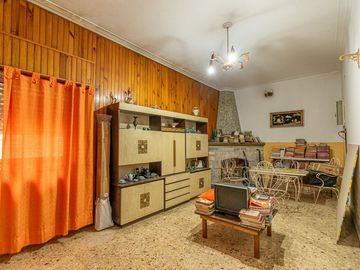 VENTA/PERMUTA MULTIFAMILIAR 5 AMB EN RAMOS MEJIA