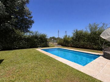CASA 4 AMB EN VENTA ALVAREZ DEL BOSQUE PURA LUZ