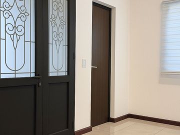 VENTA DE CASA A ESTRENAR EN LA FORESTA