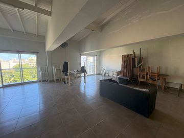 Venta Excelente 2 Amb Con Pileta y Sum Caballito