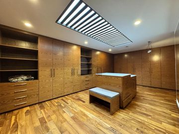 Luxury Residence Across from Town Square Metepec