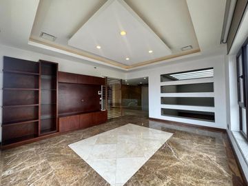 Luxury Residence Across from Town Square Metepec