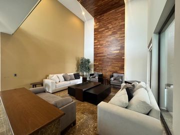 Luxury Residence Across from Town Square Metepec