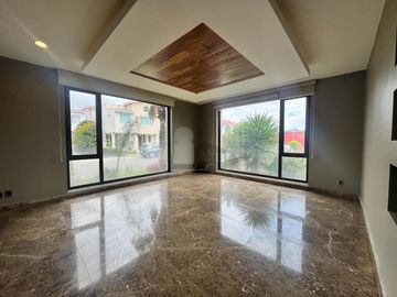 Luxury Residence Across from Town Square Metepec