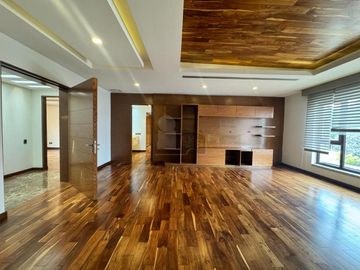 Luxury Residence Across from Town Square Metepec
