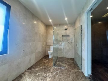 Luxury Residence Across from Town Square Metepec