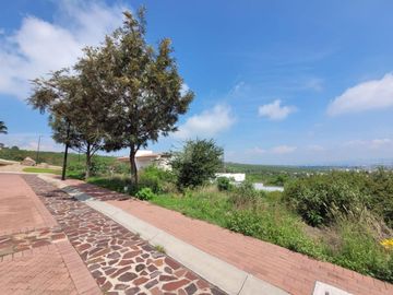 Invierte en Terreno residencial en Fraccionamiento Privado.