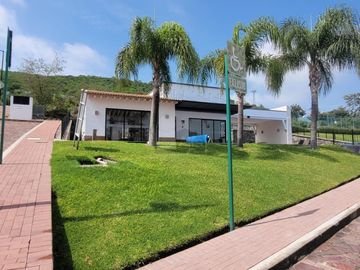 Invierte en Terreno residencial en Fraccionamiento Privado.