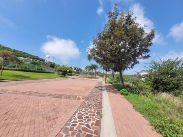 Invierte en Terreno residencial en Fraccionamiento Privado.
