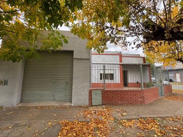 VENTA CASA 5 AMB COCHERA VILLA TESEI