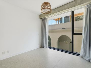 VENTA DEPTO 2 AMB EN DEVOTO CON TERRAZA PROPIA