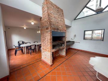 Piso 4 Dorm en Venta Belgrano Patios y 2 Cocheras