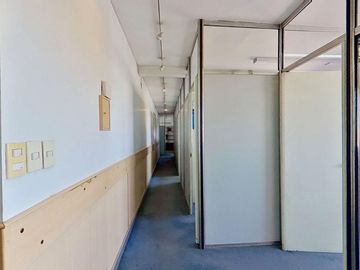 VENTA OFICINA APTO VIVIENDA SAN NICOLAS PISO ALTO