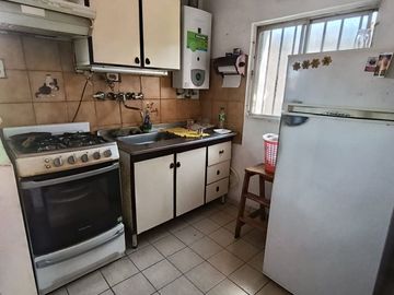 CASA EN VENTA  PLANTA ALTA DOS DOMITORIOS Y PATIO