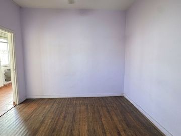 Casa en venta sobre lote propio de 4 amb + jardin
