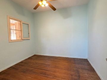 Casa en venta sobre lote propio de 4 amb + jardin