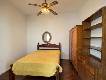 Casa en venta sobre lote propio de 4 amb + jardin