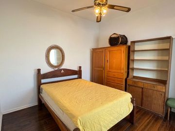 Casa en venta sobre lote propio de 4 amb + jardin