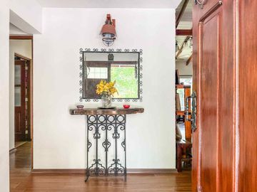 VENTA CASA 4 AMB IMPECABLE EL MIRASOL PILETA