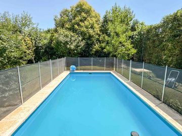 VENTA CASA 4 AMB IMPECABLE EL MIRASOL PILETA