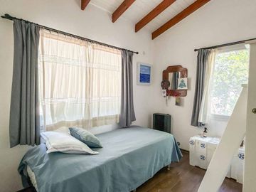 VENTA CASA 4 AMB IMPECABLE EL MIRASOL PILETA