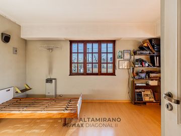 CASA EN VENTA 2 DORMITORIOS EN BERISSO