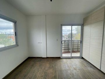 VENTA DEPARTAMENTO 3 AMB. BERNAL OESTE APTO CRED
