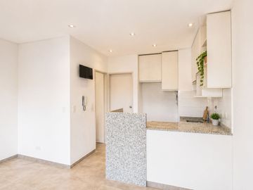 ALQUILER DEPARTAMENTO 2 AMB BALCÓN COCHERA BERNAL