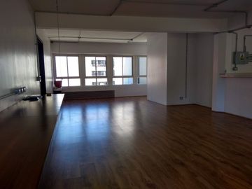 Oficina 160 mtr Corrientes y Florida Piso Completo