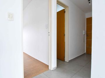 VENTA - Depto 2 ambientes con balcón APTO CREDITO